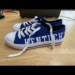 Kentucky shoes mens size 9
